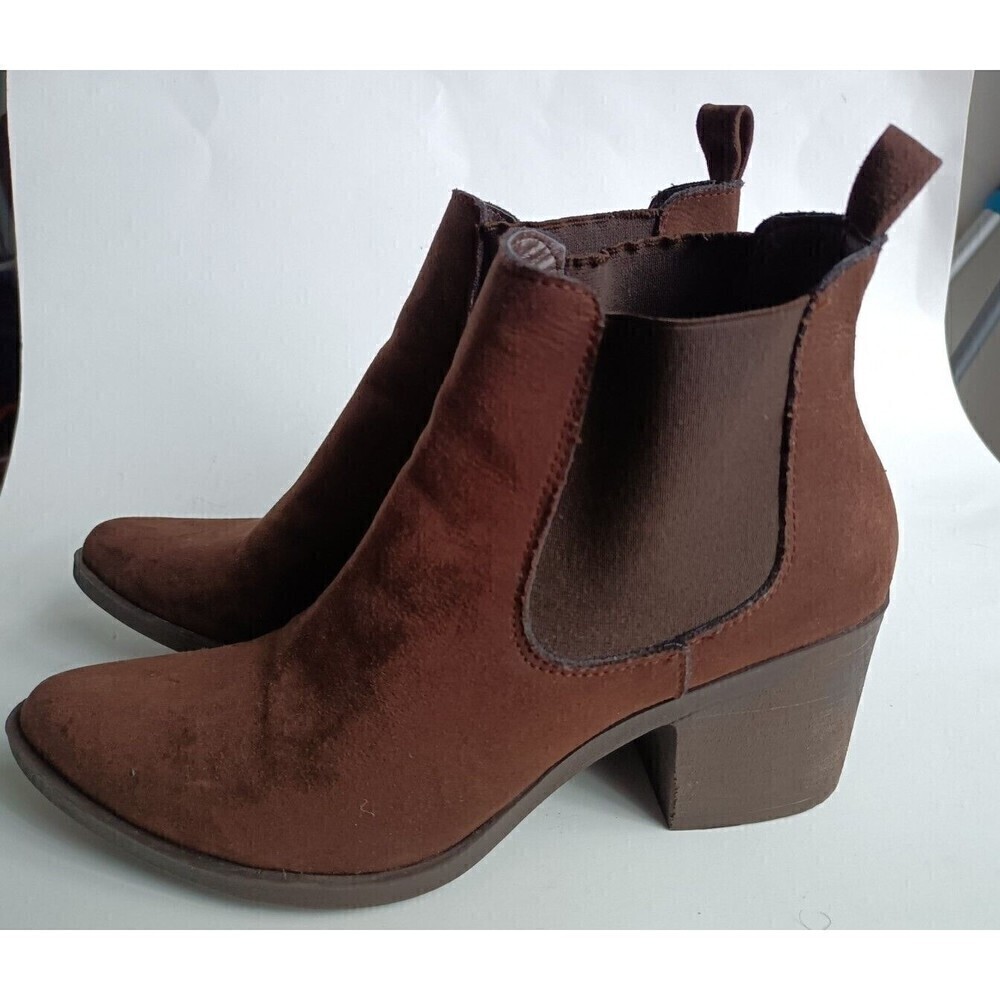 Tahari Ankle Boots Size 10 Womens Brown Suede Pointed Toe Booties Jenar US - Picture 4 of 8